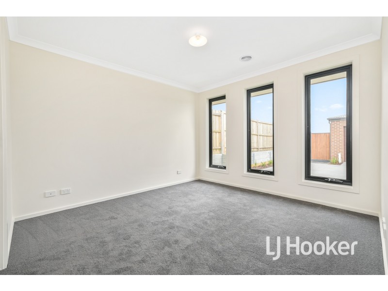 1 Tottenham Way, Officer VIC 3809