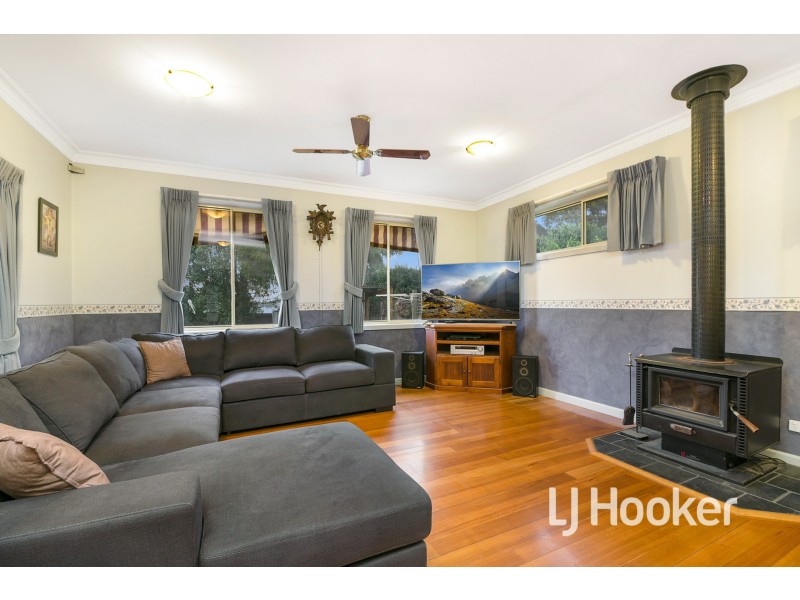 3 Dixons Road, Cardinia VIC 3978