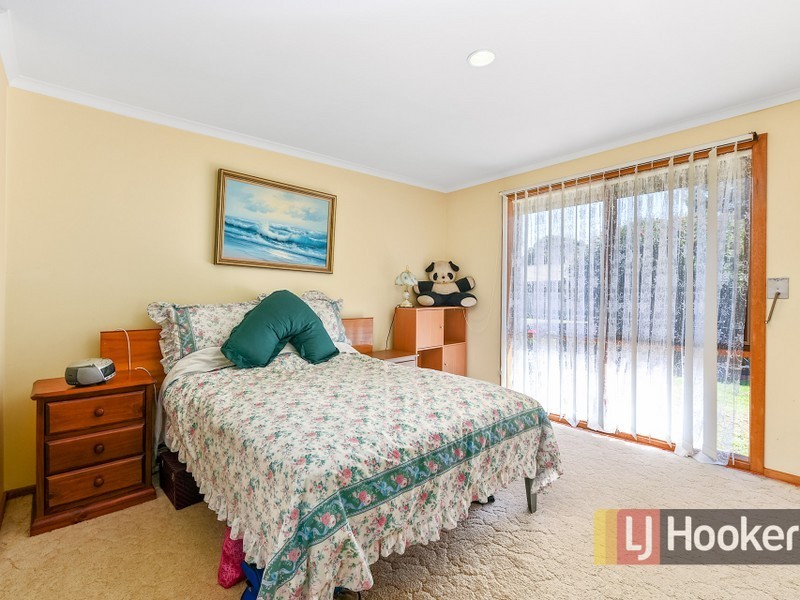 56 Bluegrass Crescent, Pakenham VIC 3810