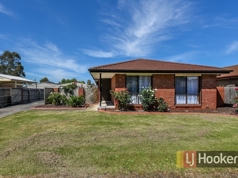 56 Bluegrass Crescent, Pakenham VIC 3810