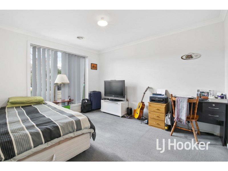 20 Kimberley Grove, Pakenham VIC 3810