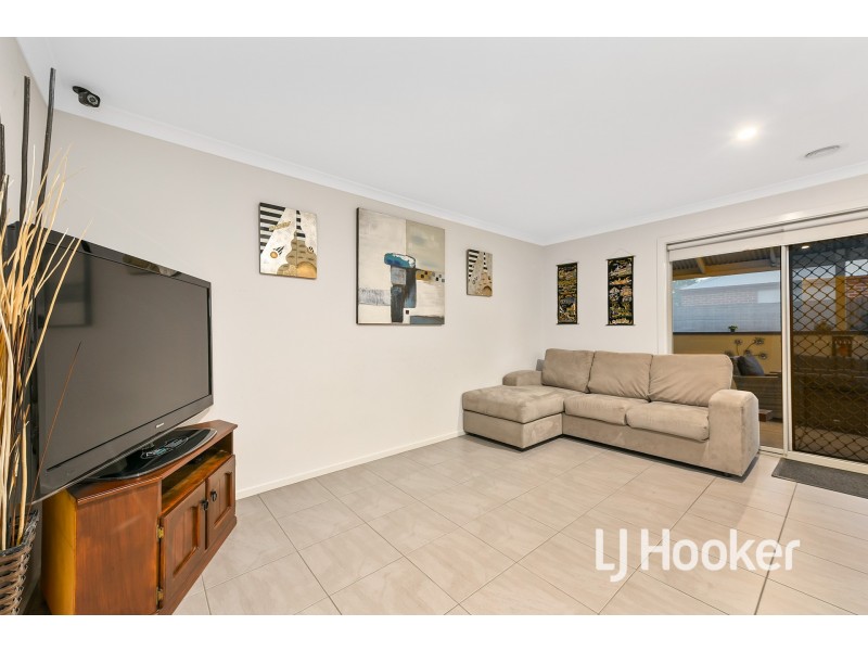 59 Pepper Crescent, Drouin VIC 3818