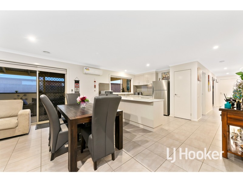59 Pepper Crescent, Drouin VIC 3818