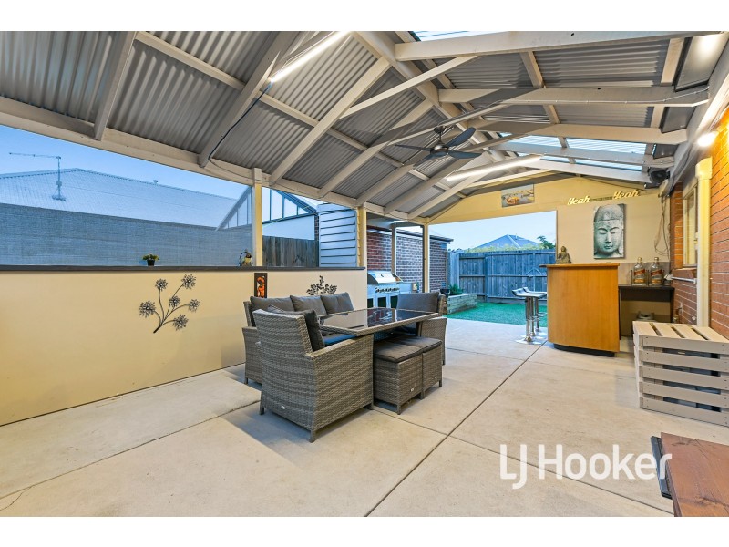 59 Pepper Crescent, Drouin VIC 3818