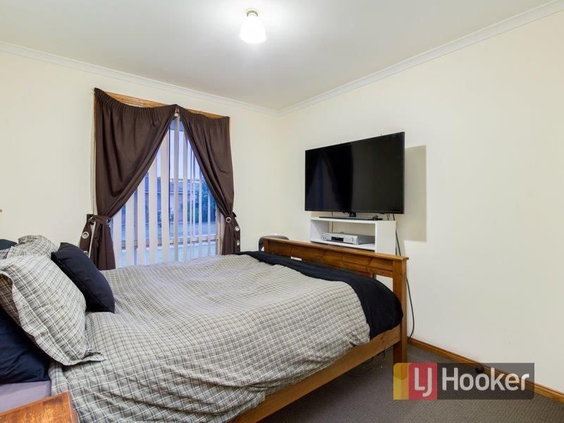 9 Naples Way, Pakenham VIC 3810