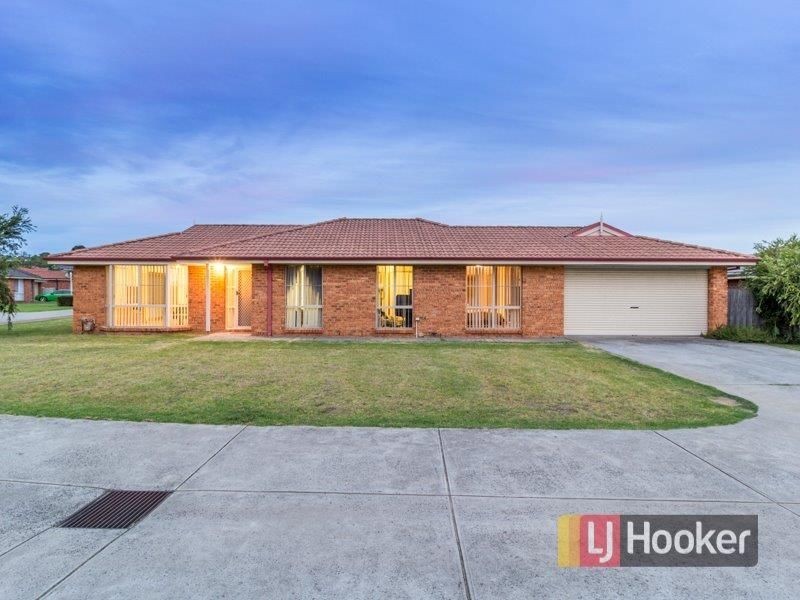 9 Naples Way, Pakenham VIC 3810