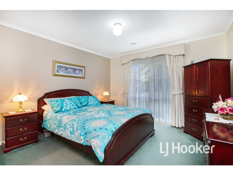 8 Mason Mews, Pakenham VIC 3810