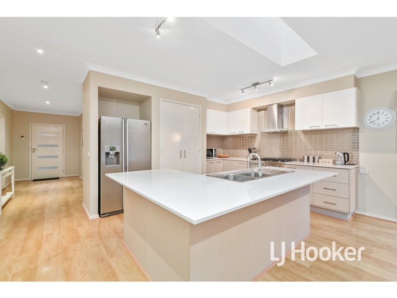 7 Sarton Link, Pakenham VIC 3810