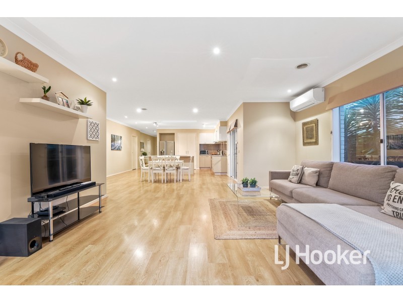 7 Sarton Link, Pakenham VIC 3810