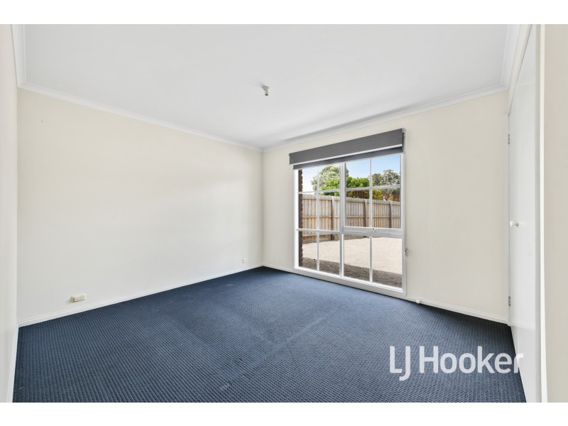 1/48 Cameron Way, Pakenham VIC 3810