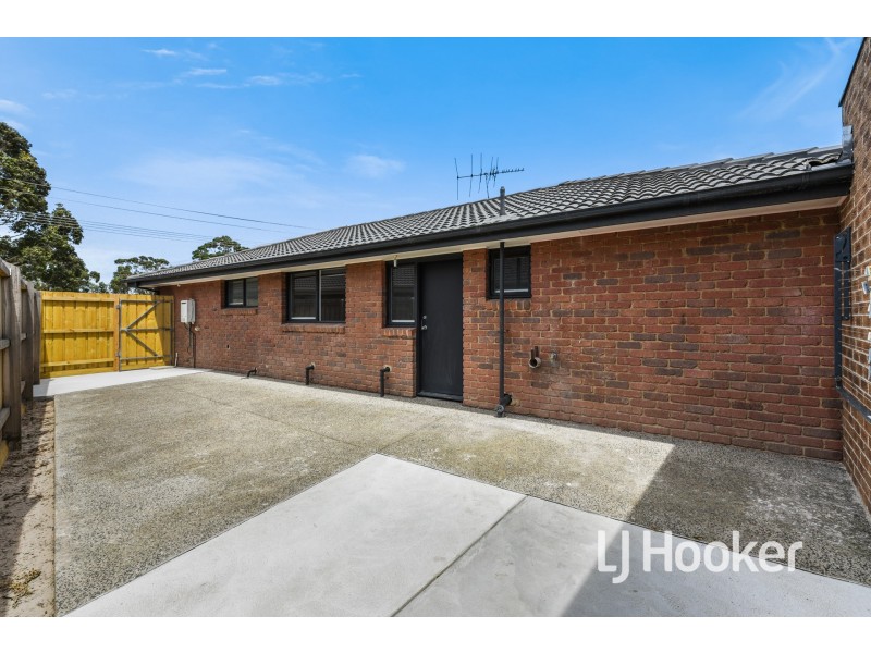 1/48 Cameron Way, Pakenham VIC 3810