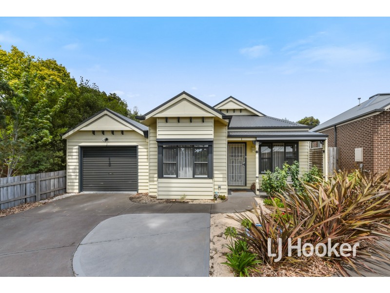 1/7 Elrona Court, Pakenham VIC 3810