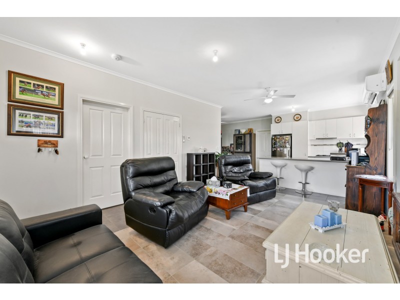 1/7 Elrona Court, Pakenham VIC 3810
