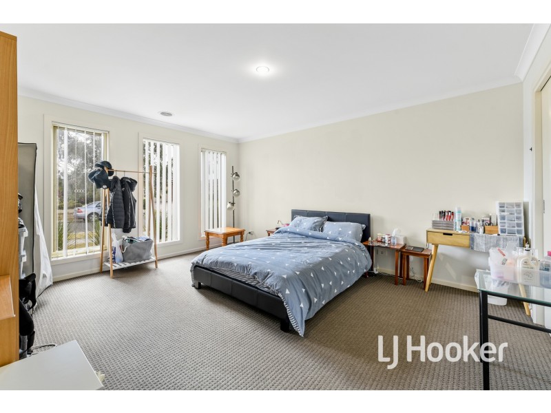 13 Ramel Way, Pakenham VIC 3810