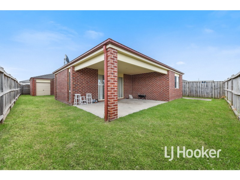 13 Ramel Way, Pakenham VIC 3810
