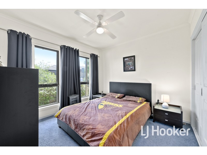 9/103 Army Road, Pakenham VIC 3810