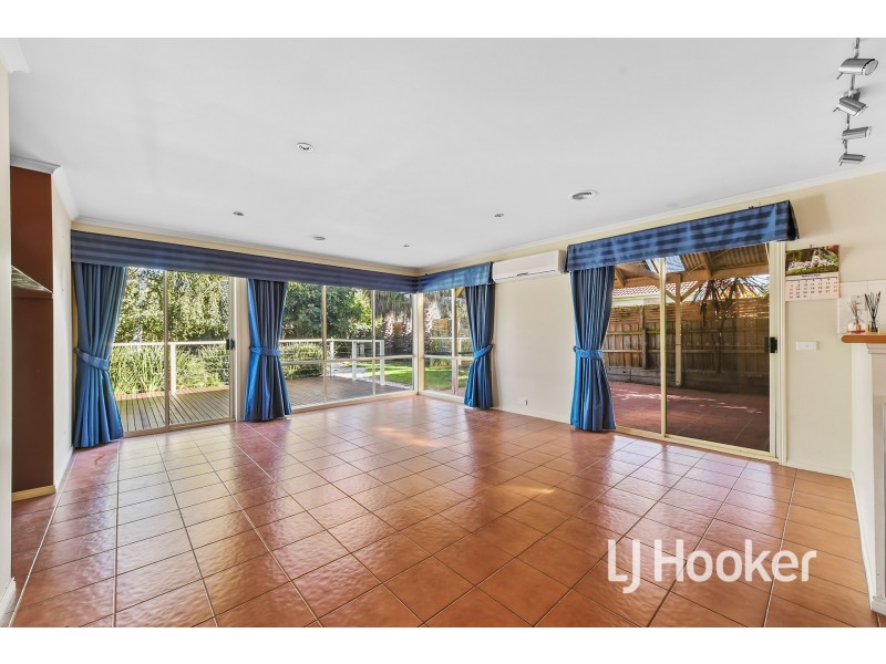 4 Mahogany Court, Pakenham VIC 3810