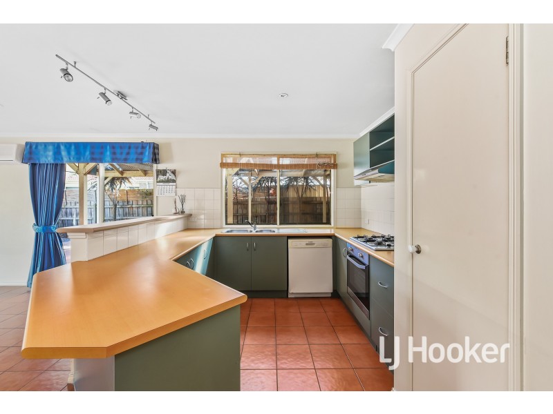 4 Mahogany Court, Pakenham VIC 3810