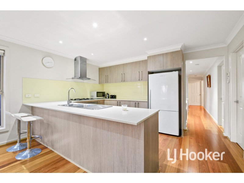 7 Fantail Lane, Pakenham VIC 3810