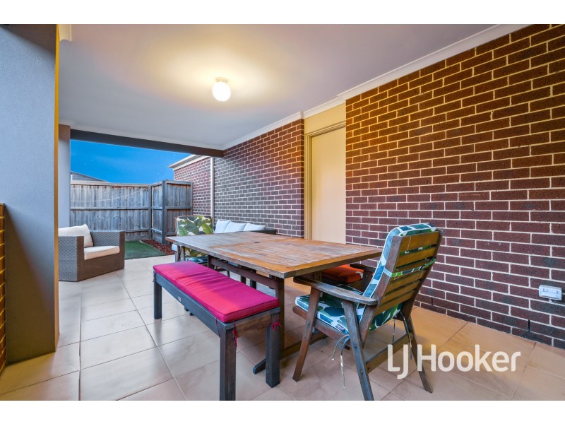 7 Fantail Lane, Pakenham VIC 3810