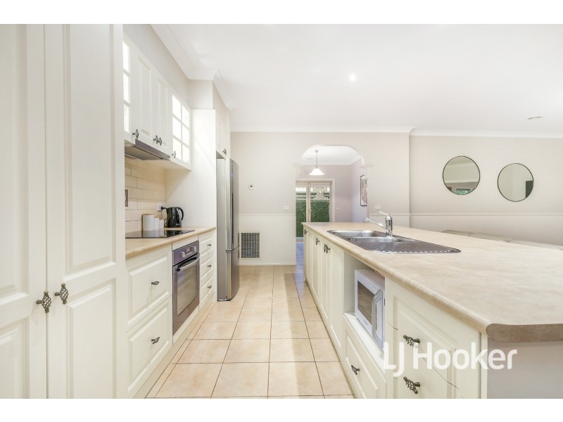 7 Wills Avenue, Pakenham VIC 3810