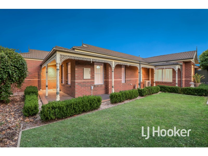 7 Wills Avenue, Pakenham VIC 3810