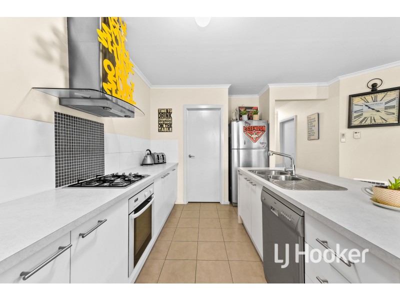 43 Moore Mews, Pakenham VIC 3810