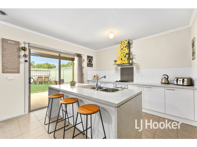 43 Moore Mews, Pakenham VIC 3810