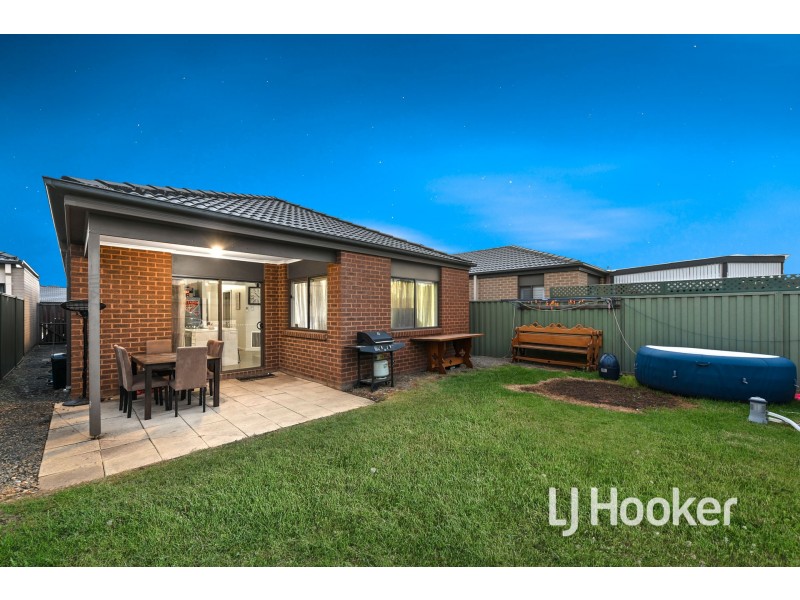 43 Moore Mews, Pakenham VIC 3810