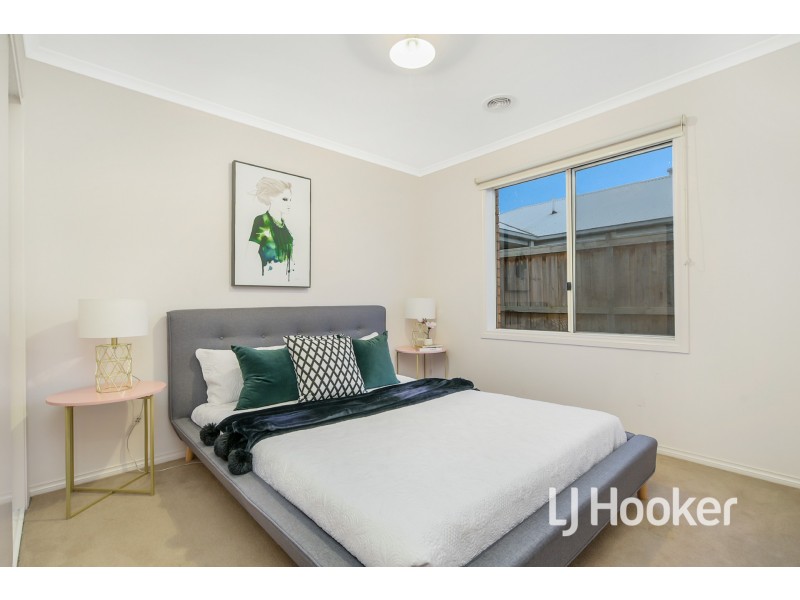 23 Markbeech Crescent, Officer VIC 3809