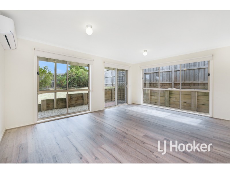 18/51 Leigh Drive, Pakenham VIC 3810