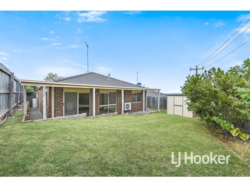18/51 Leigh Drive, Pakenham VIC 3810