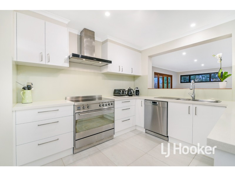 10 Beazley Road, Cardinia VIC 3978