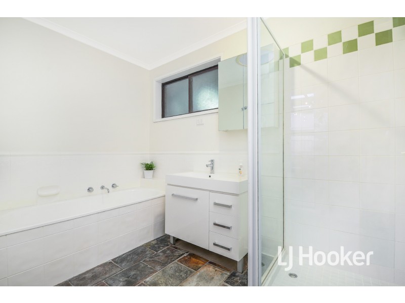 10 Beazley Road, Cardinia VIC 3978