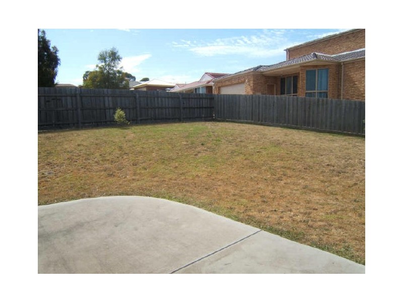 1 Dudley Mews, Pakenham VIC 3810