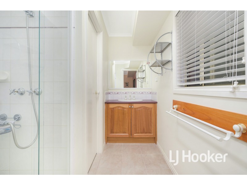 15 Kristina Court, Pakenham VIC 3810