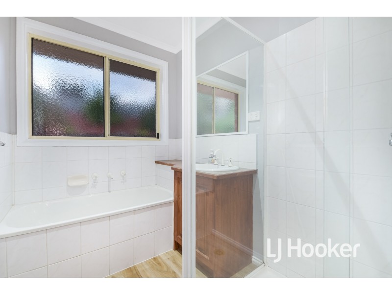 22 Breyleigh Drive, Pakenham VIC 3810