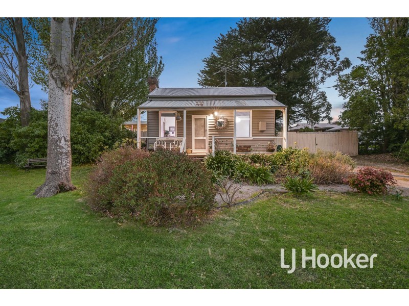 14 Nylander Road, Bunyip VIC 3815