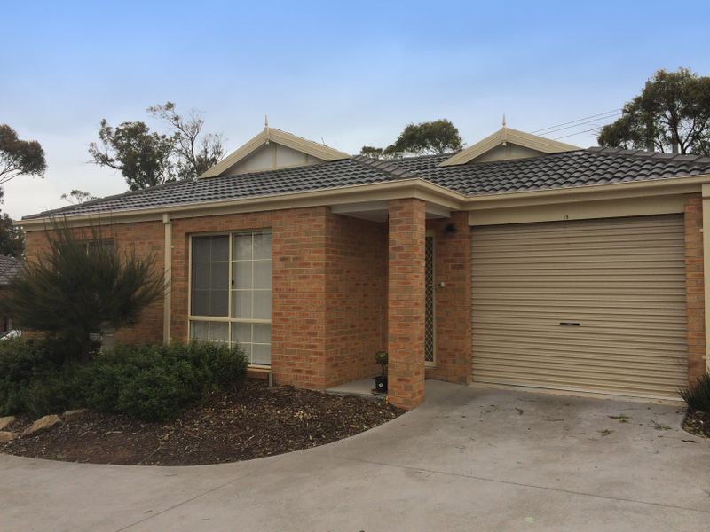 15/40 Army Road, Pakenham VIC 3810