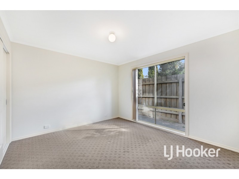 1/21-31 Parman Avenue, Pakenham VIC 3810
