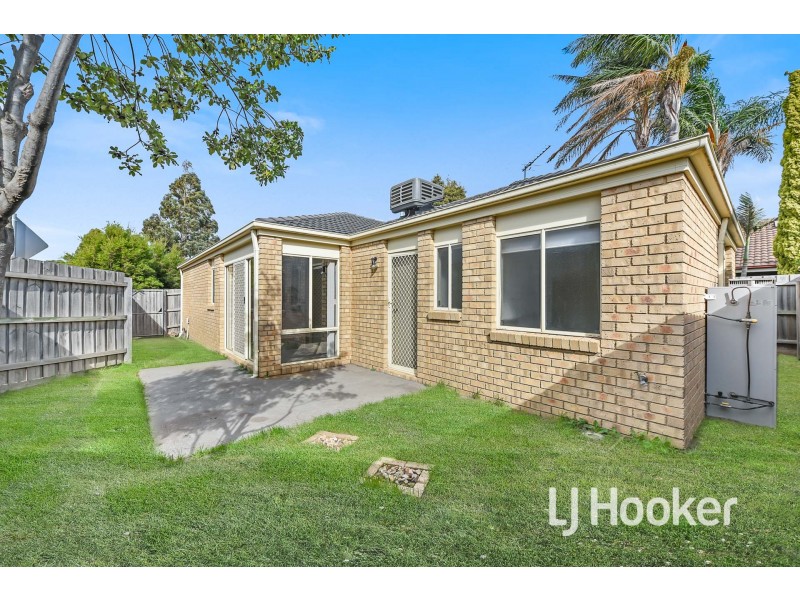 1/21-31 Parman Avenue, Pakenham VIC 3810