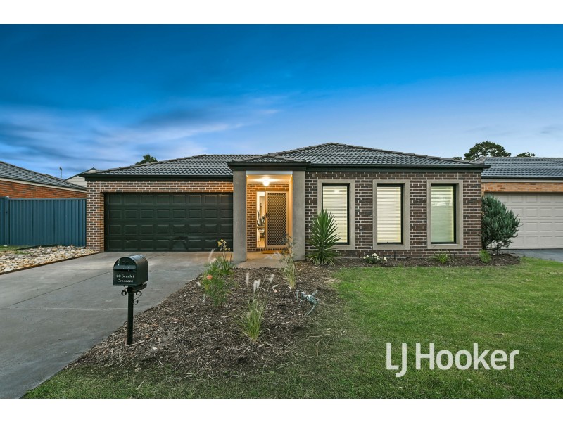 20 Scarlet Crescent, Pakenham VIC 3810