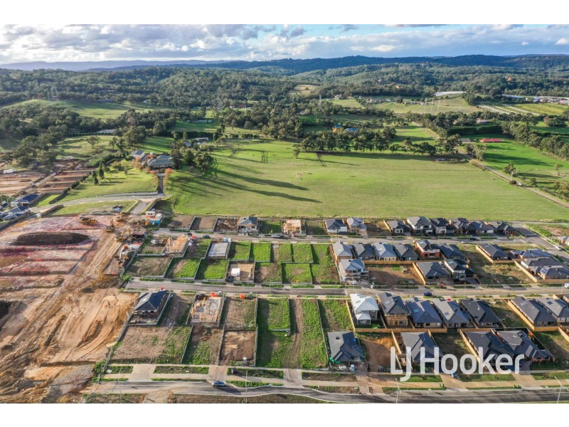 91 Timbertop Boulevard, Officer VIC 3809