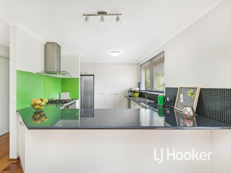 5 Andrew Court, Pakenham VIC 3810