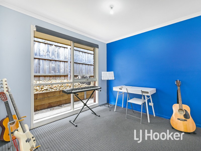 5 Andrew Court, Pakenham VIC 3810