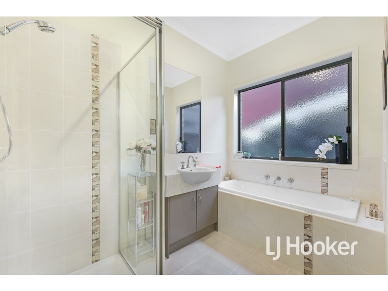 39 Murchison Link, Pakenham VIC 3810