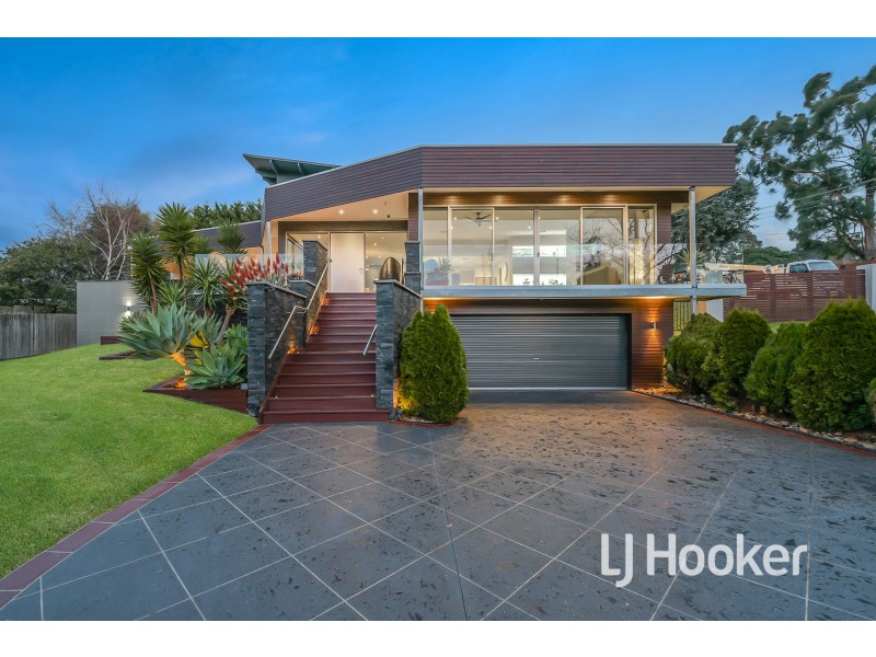 30 Thwaites Road, Pakenham VIC 3810