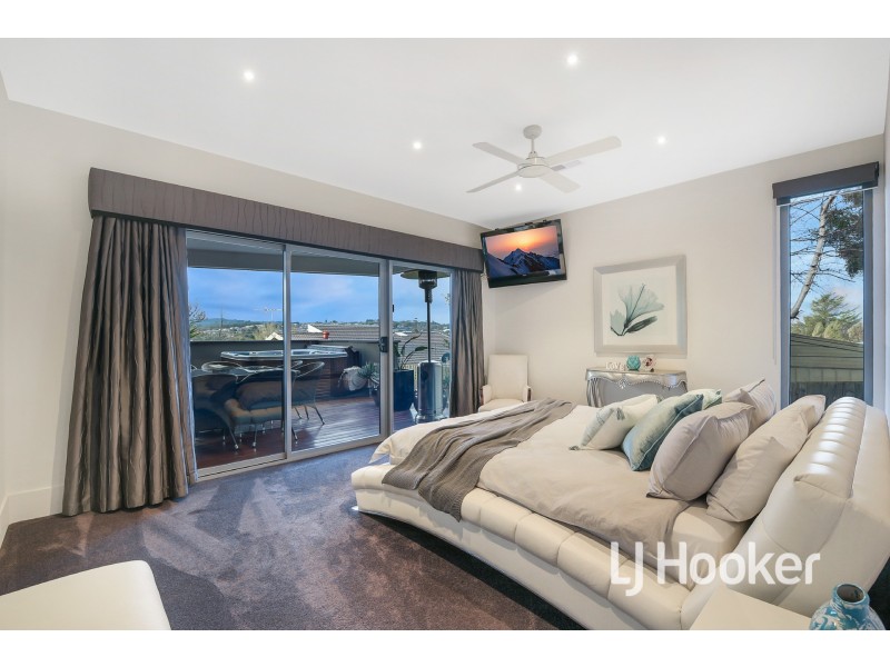 30 Thwaites Road, Pakenham VIC 3810