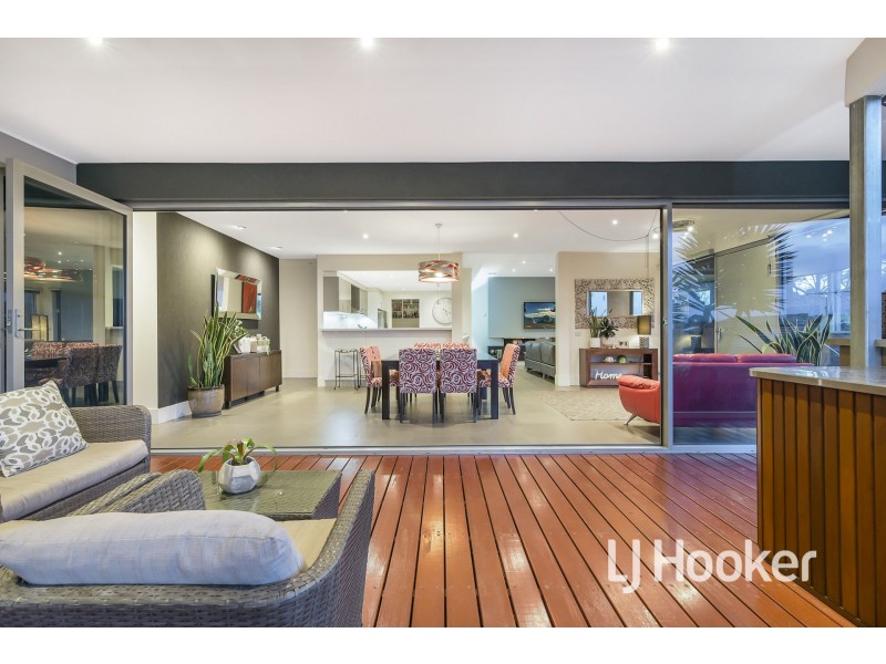 30 Thwaites Road, Pakenham VIC 3810