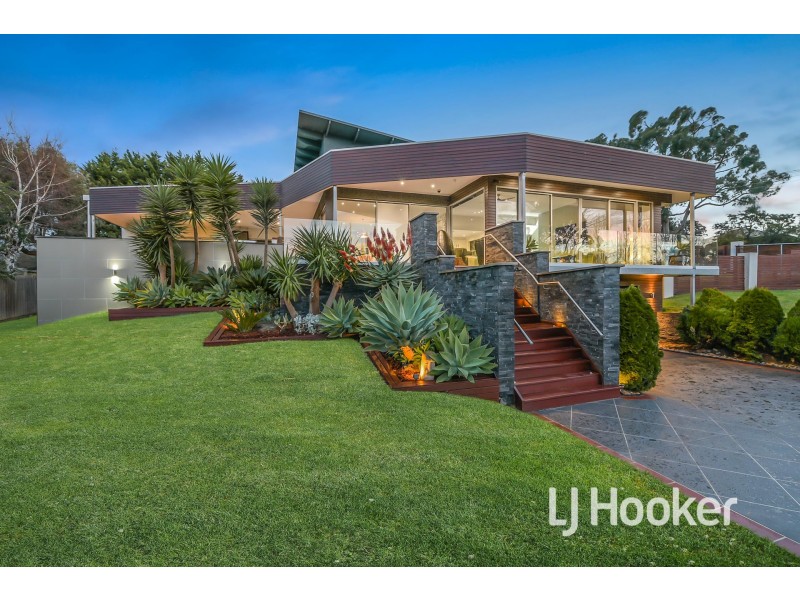 30 Thwaites Road, Pakenham VIC 3810